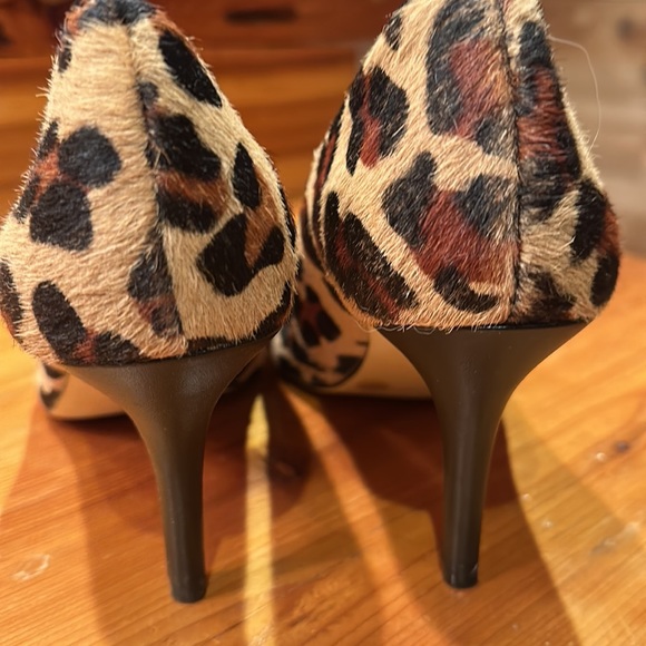Leopard Pumps - Picture 4 of 5